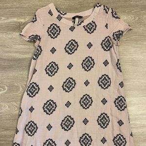 Women’s lightweight casual printed dress